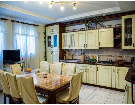 Casa, 11 camere Bucuresti/Unirii (s3)