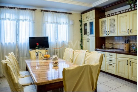 Casa, 11 camere Bucuresti/Unirii (s3)