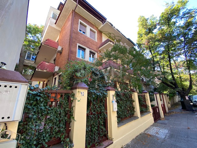Casa, 11 camere Bucuresti/Primaverii
