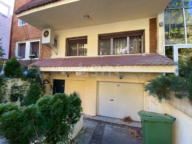 Casa, 11 camere Bucuresti/Primaverii