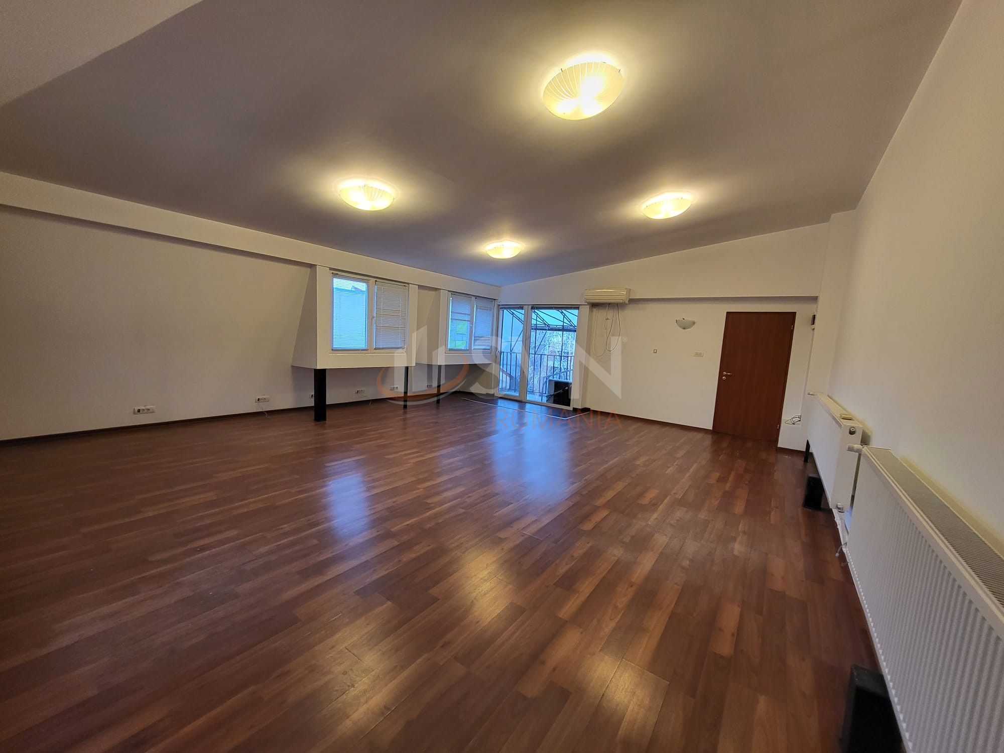 Casa, 11 camere Bucuresti/Piata Arsenalului