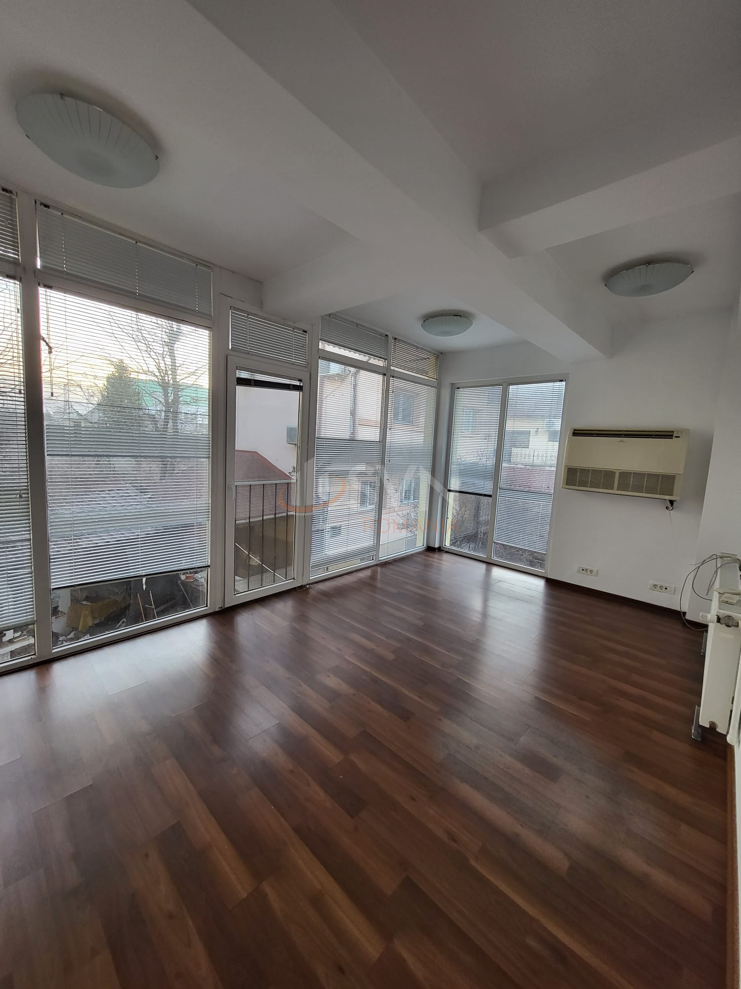 Casa, 11 camere Bucuresti/Piata Arsenalului