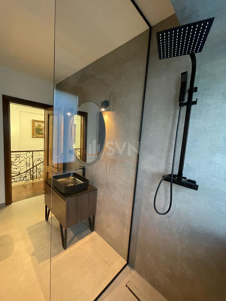 Casa, 11 camere Bucuresti/Capitale