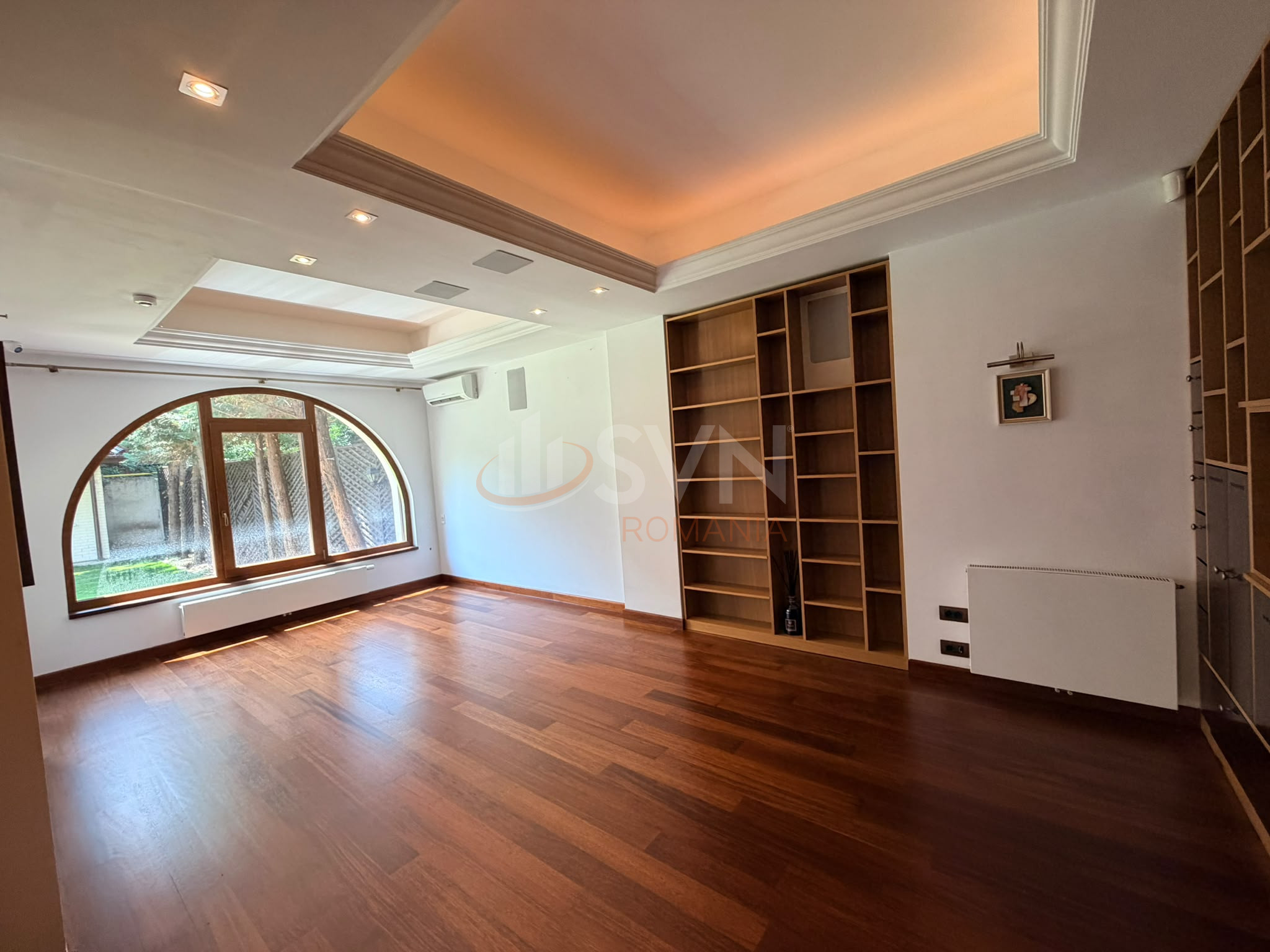 Casa, 11 camere Bucuresti/P-ta Unirii