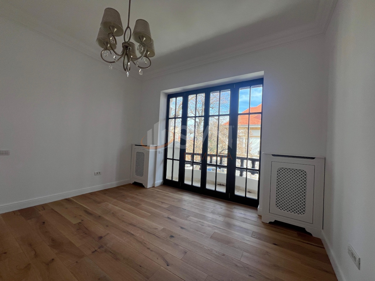 Casa, 11 camere Bucuresti/Capitale