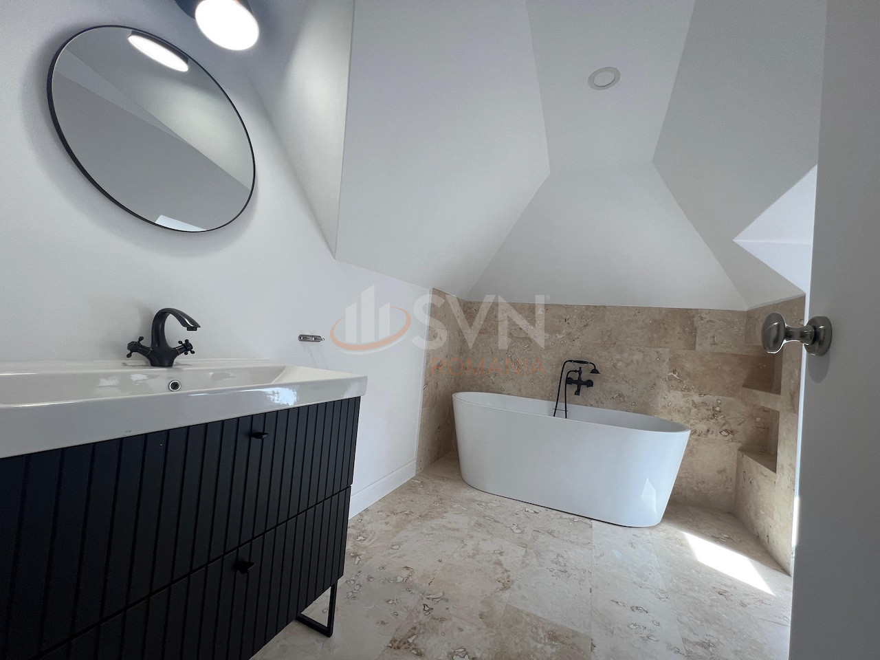 Casa, 11 camere Bucuresti/Capitale