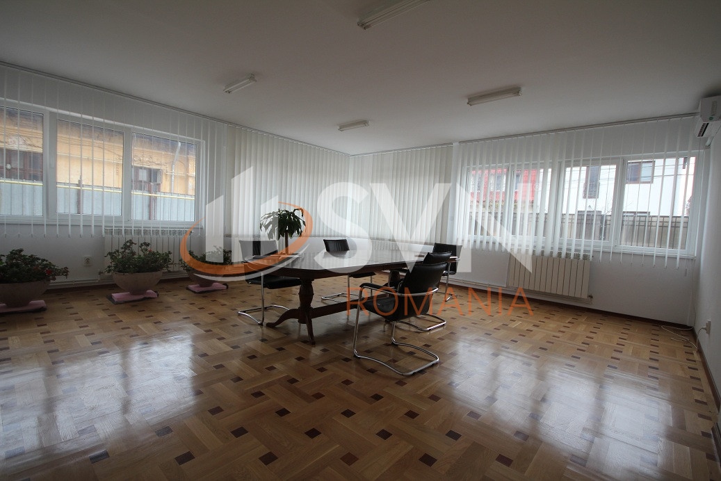 Casa, 12 camere Bucuresti/1 Mai