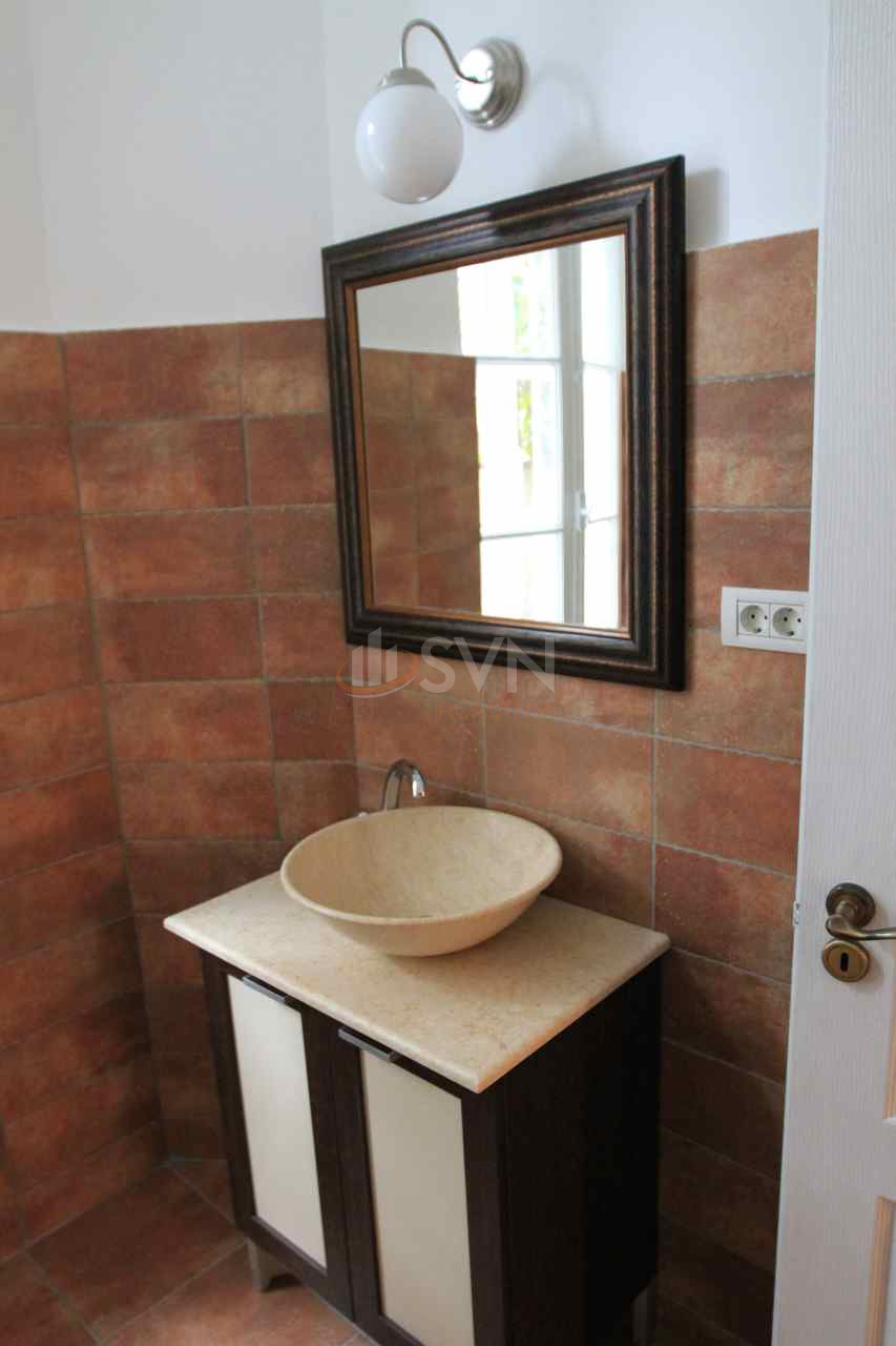 Casa, 12 camere Bucuresti/Piata Victoriei