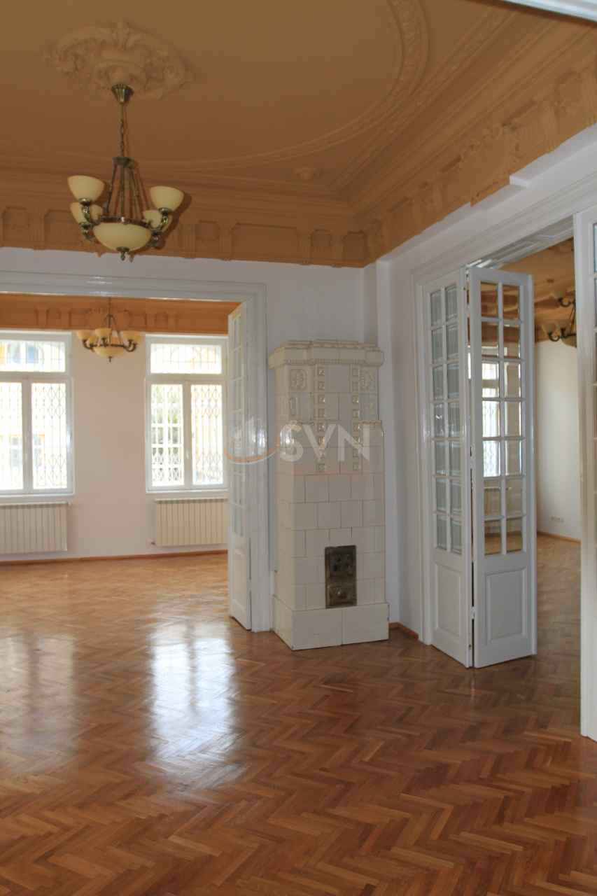 Casa, 12 camere Bucuresti/Piata Victoriei