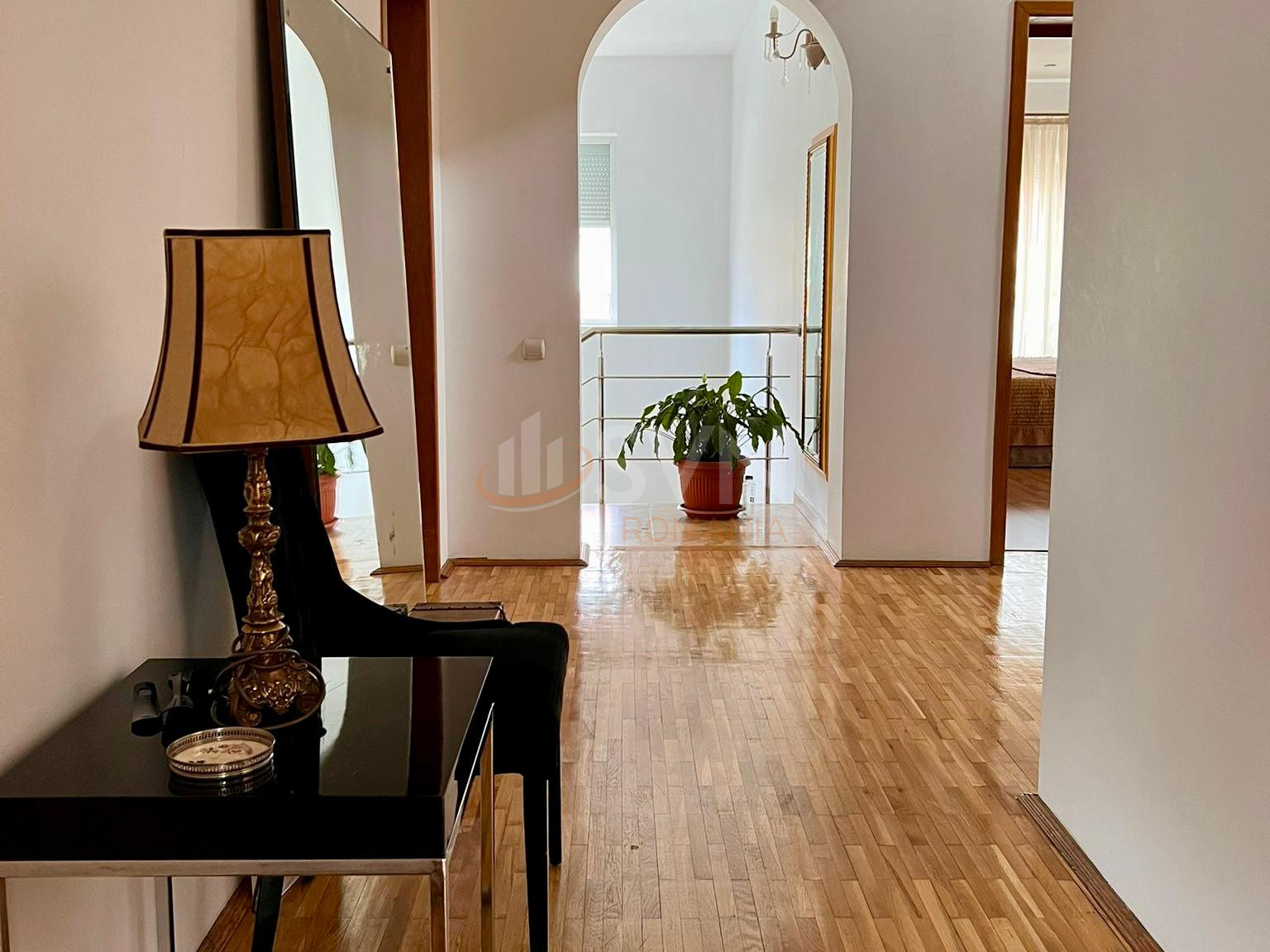 Casa, 12 camere Bucuresti/Iancu Nicolae