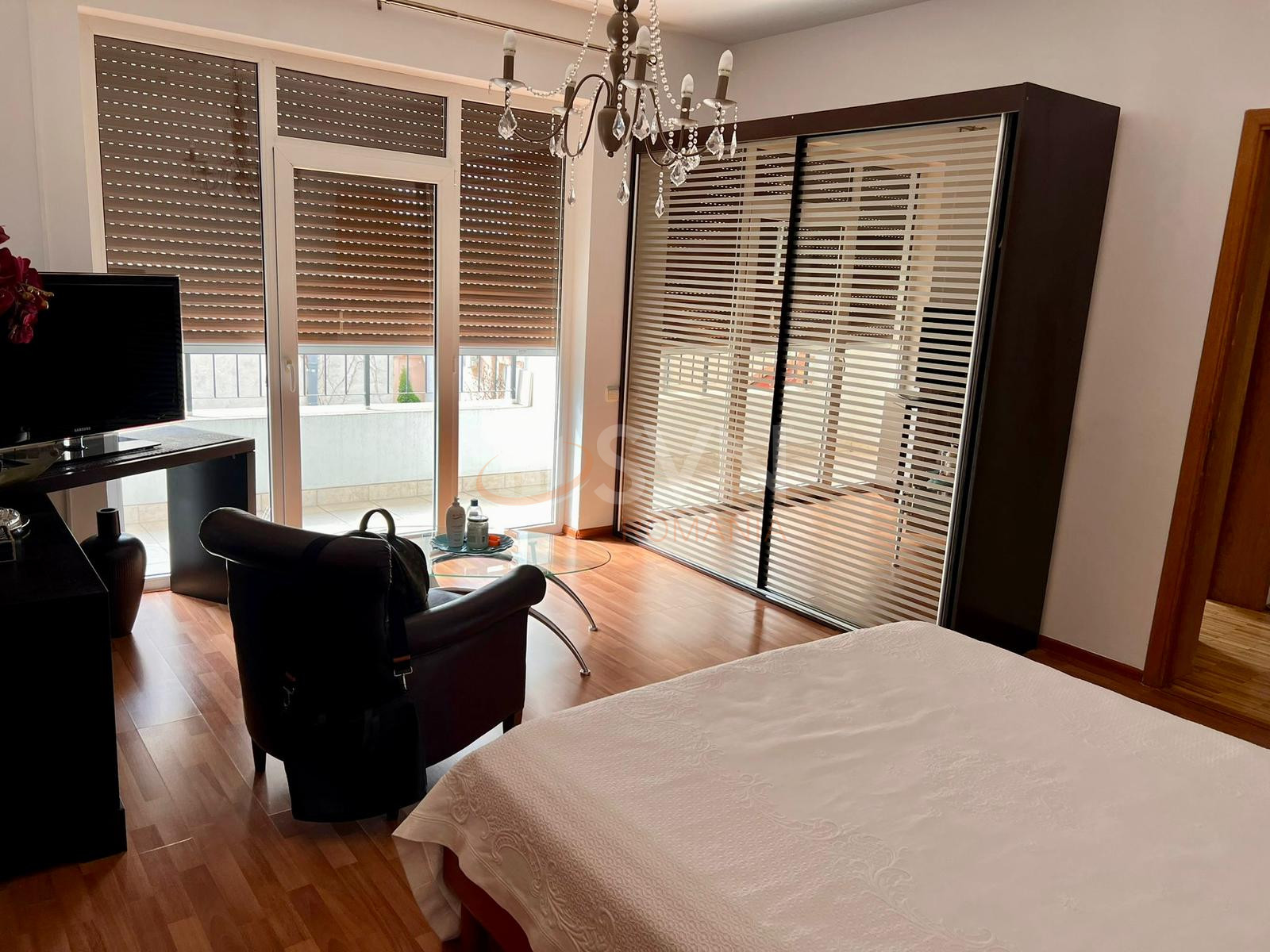 Casa, 12 camere Bucuresti/Iancu Nicolae