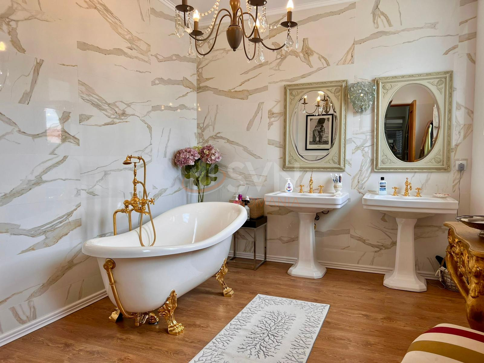 Casa, 12 camere Bucuresti/Iancu Nicolae