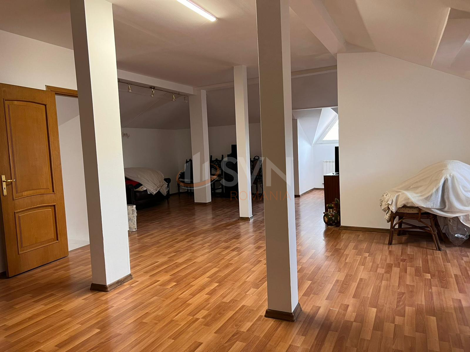 Casa, 12 camere Bucuresti/Iancu Nicolae