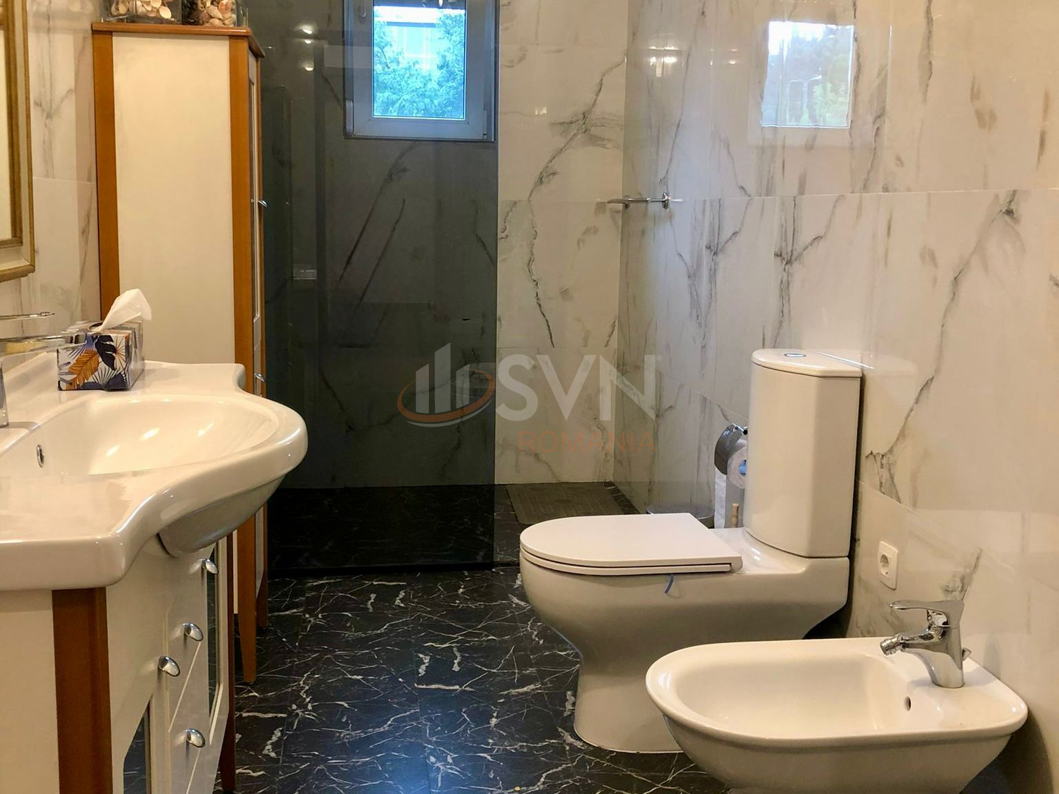 Casa, 12 camere Bucuresti/Iancu Nicolae