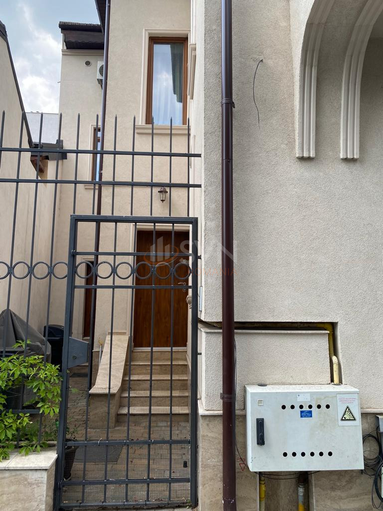 Casa, 12 camere Bucuresti/Stefan Cel Mare
