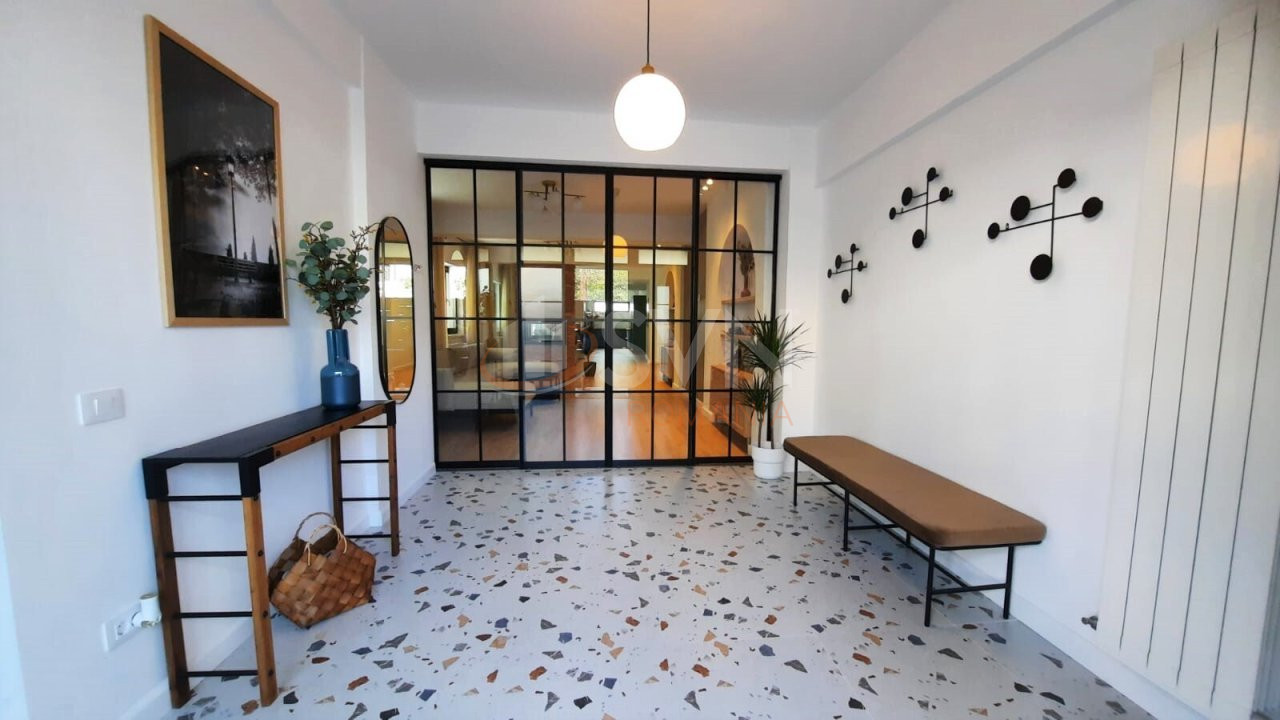 Casa, 12 camere Bucuresti/Banu Manta