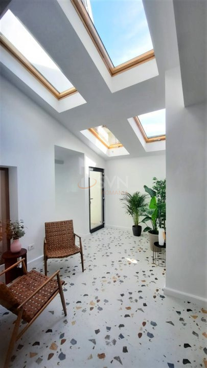 Casa, 12 camere Bucuresti/Banu Manta