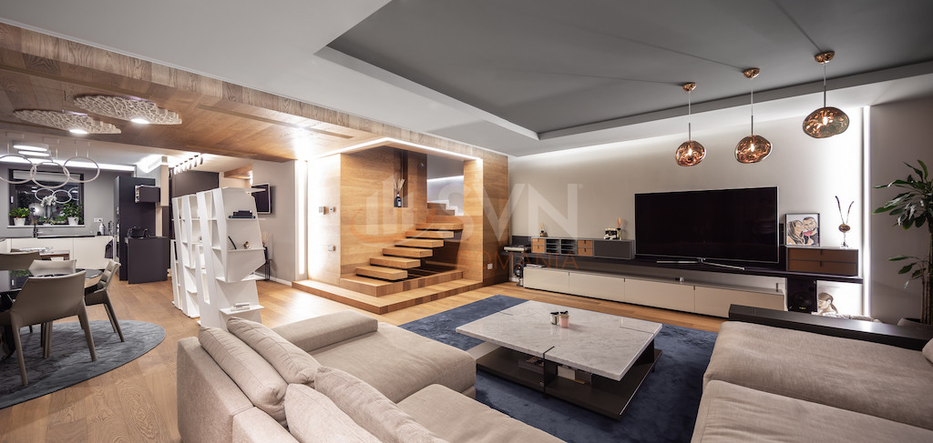 Casa, 12 camere Bucuresti/Domenii