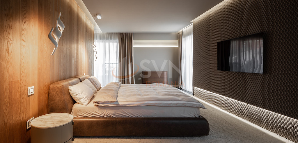 Casa, 12 camere Bucuresti/Domenii