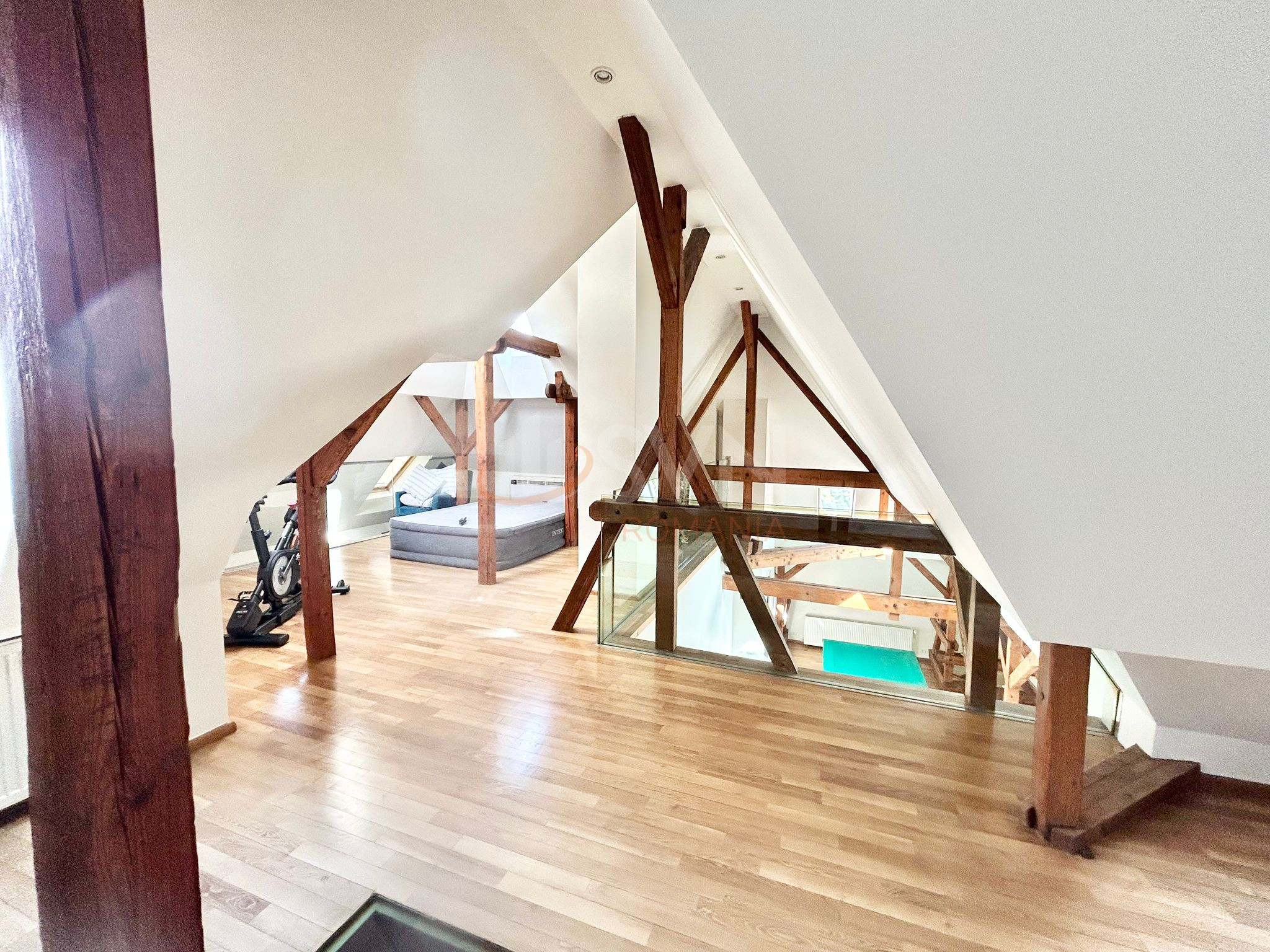 Casa, 12 camere Bucuresti/Aviatorilor