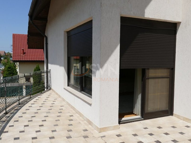 Casa, 12 camere Bucuresti/Iancu Nicolae