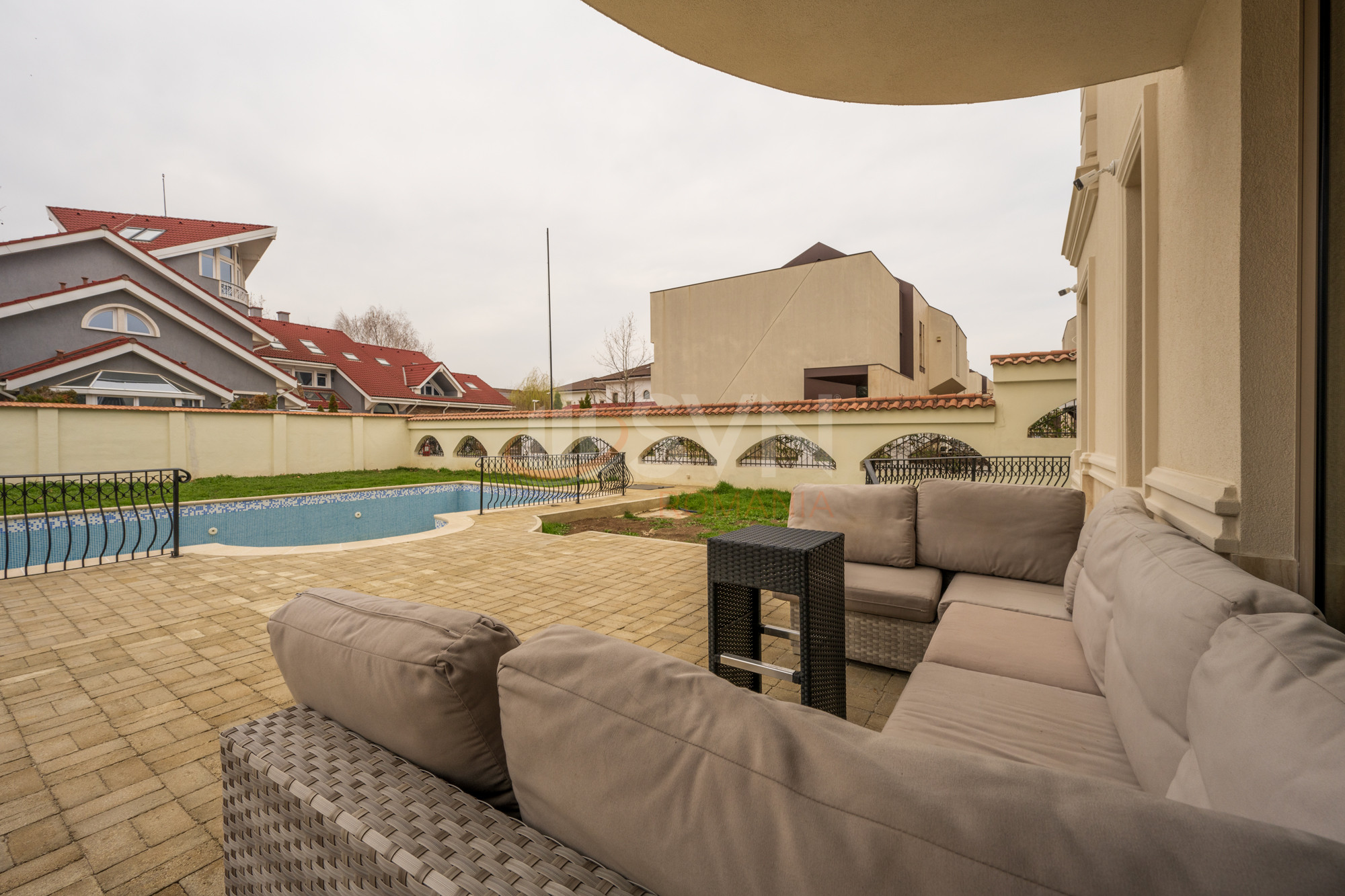 Casa, 12 camere Bucuresti/Iancu Nicolae