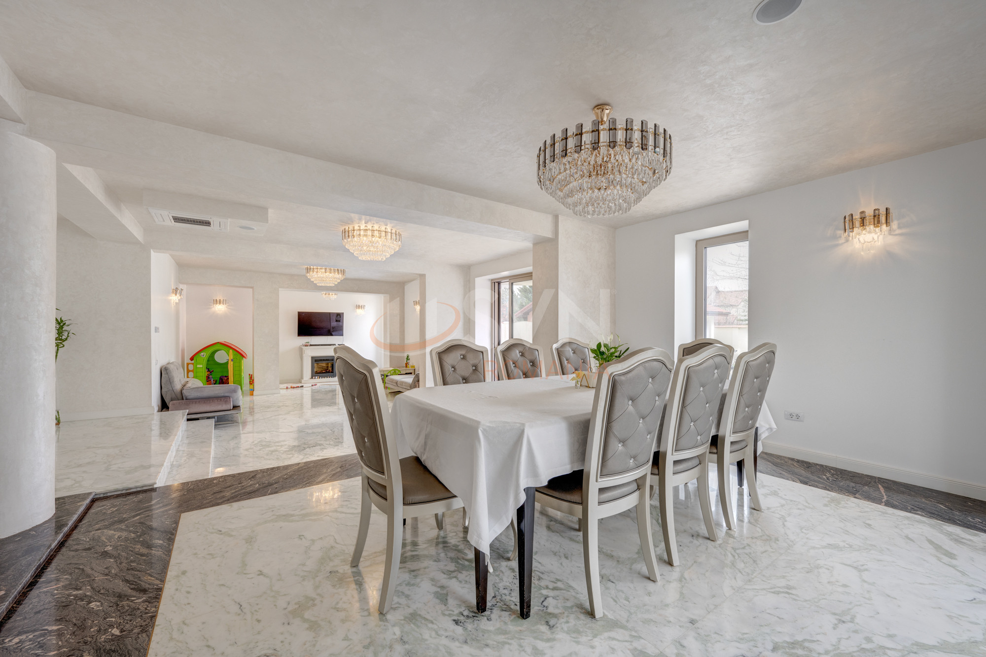 Casa, 12 camere Bucuresti/Iancu Nicolae