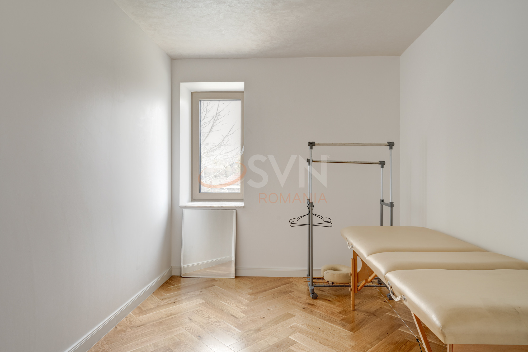 Casa, 12 camere Bucuresti/Iancu Nicolae