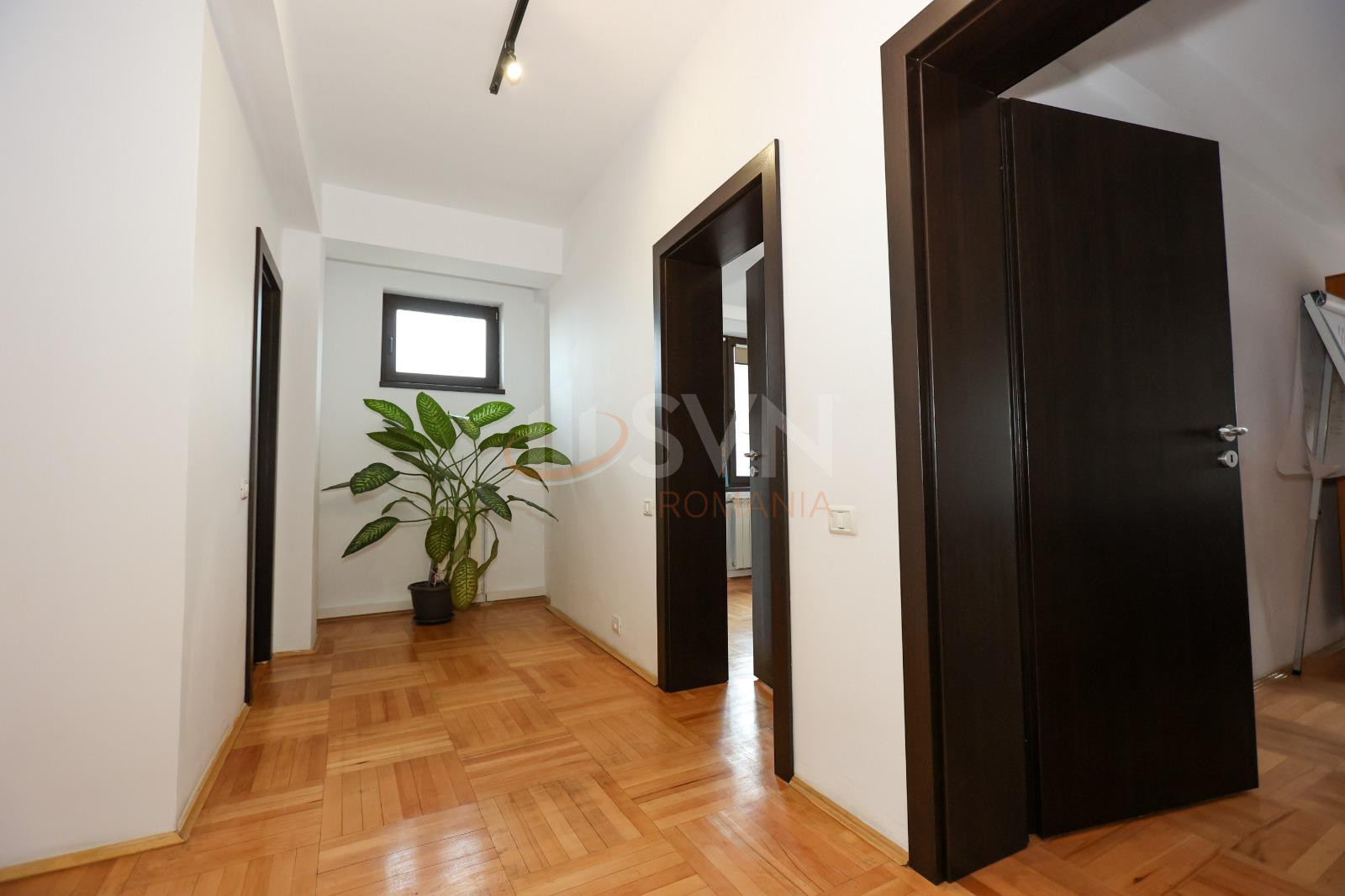 Casa, 12 camere Bucuresti/Domenii