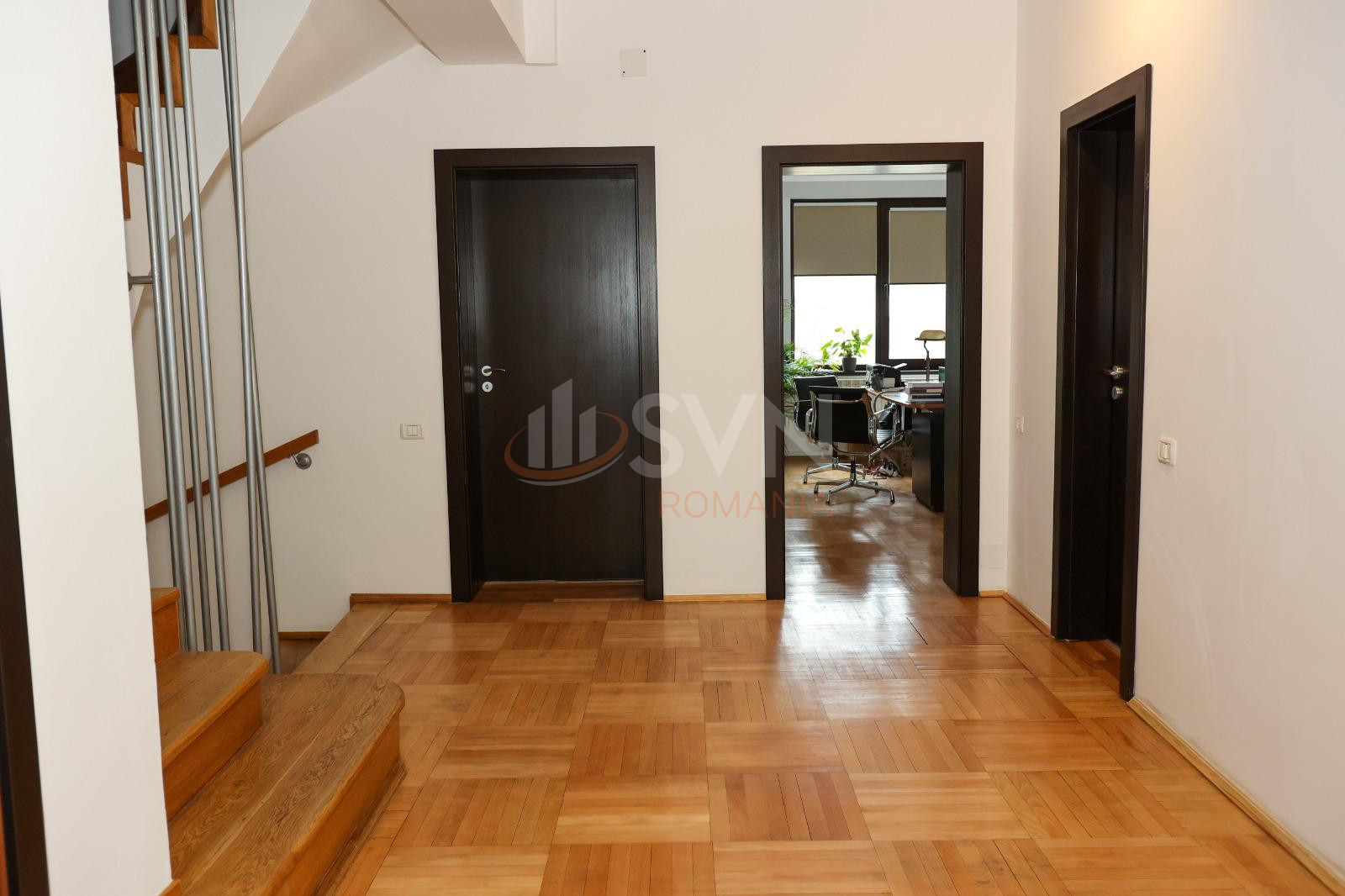 Casa, 12 camere Bucuresti/Domenii