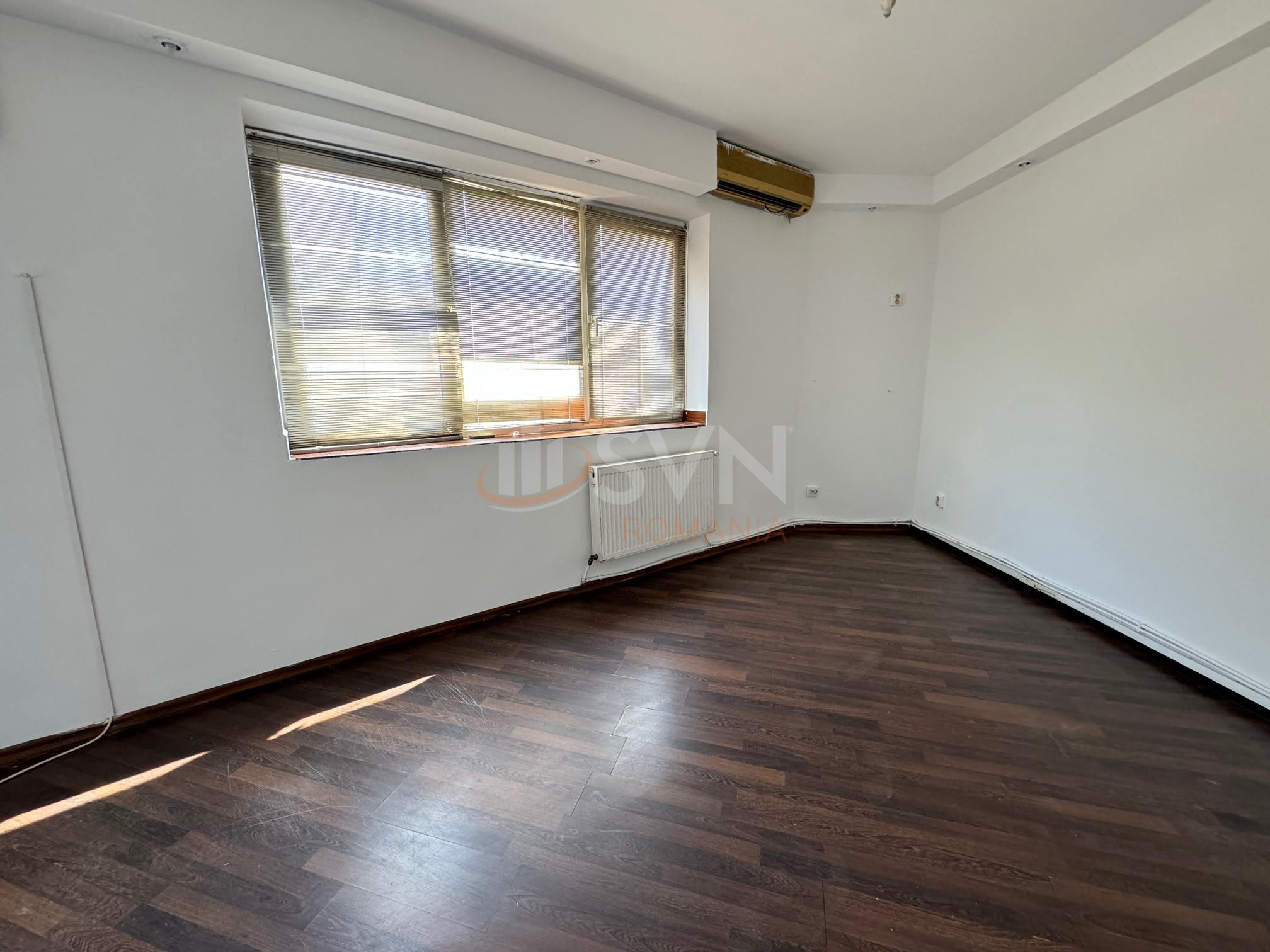 Casa, 12 camere Bucuresti/Calea Calarasilor