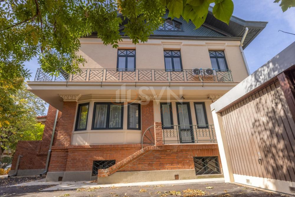 Casa, 12 camere Bucuresti/Capitale