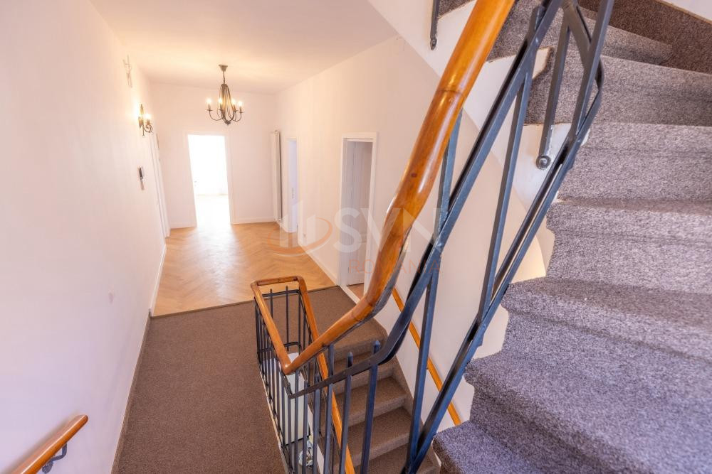 Casa, 12 camere Bucuresti/Capitale