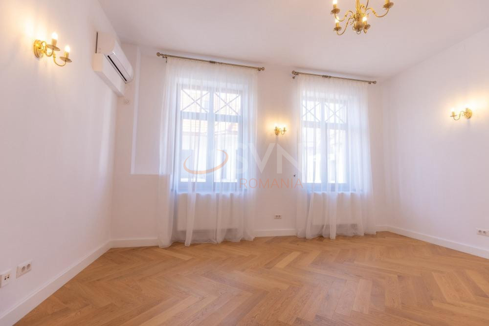 Casa, 12 camere Bucuresti/Capitale