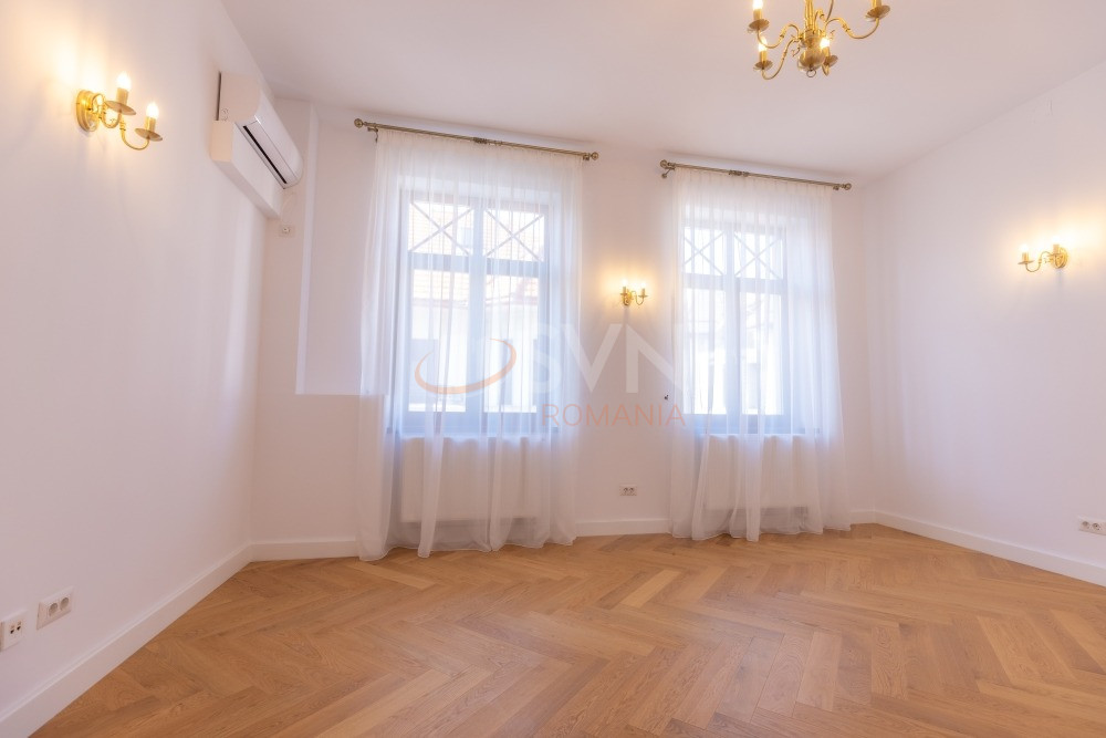 Casa, 12 camere Bucuresti/Capitale