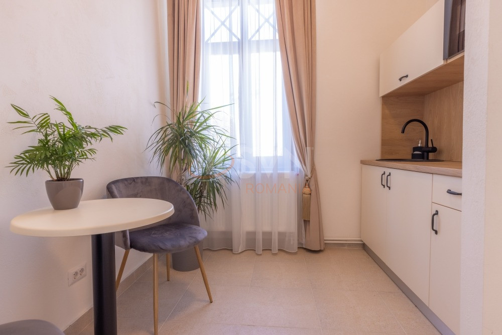 Casa, 12 camere Bucuresti/Capitale