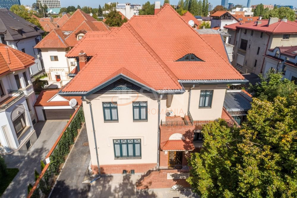 Casa, 12 camere Bucuresti/Capitale