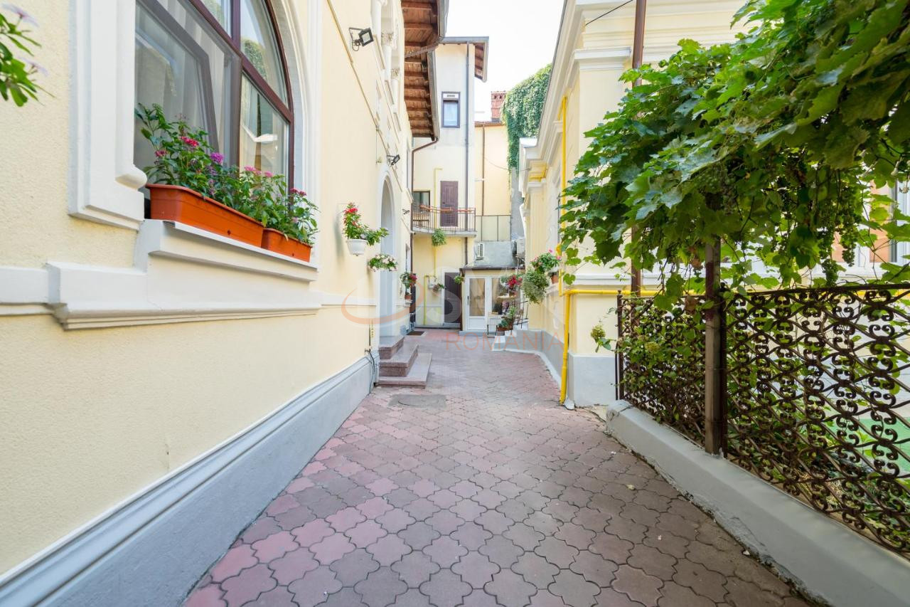 Casa, 12 camere Bucuresti/Piata Romana