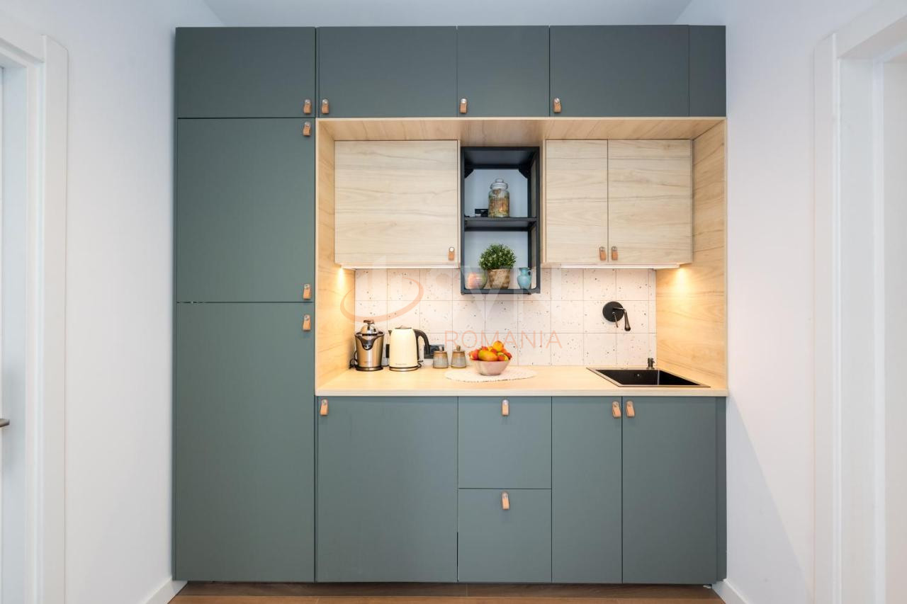 Casa, 12 camere Bucuresti/Piata Romana