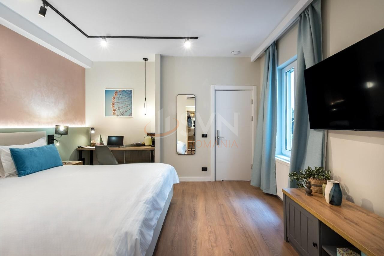 Casa, 12 camere Bucuresti/Piata Romana