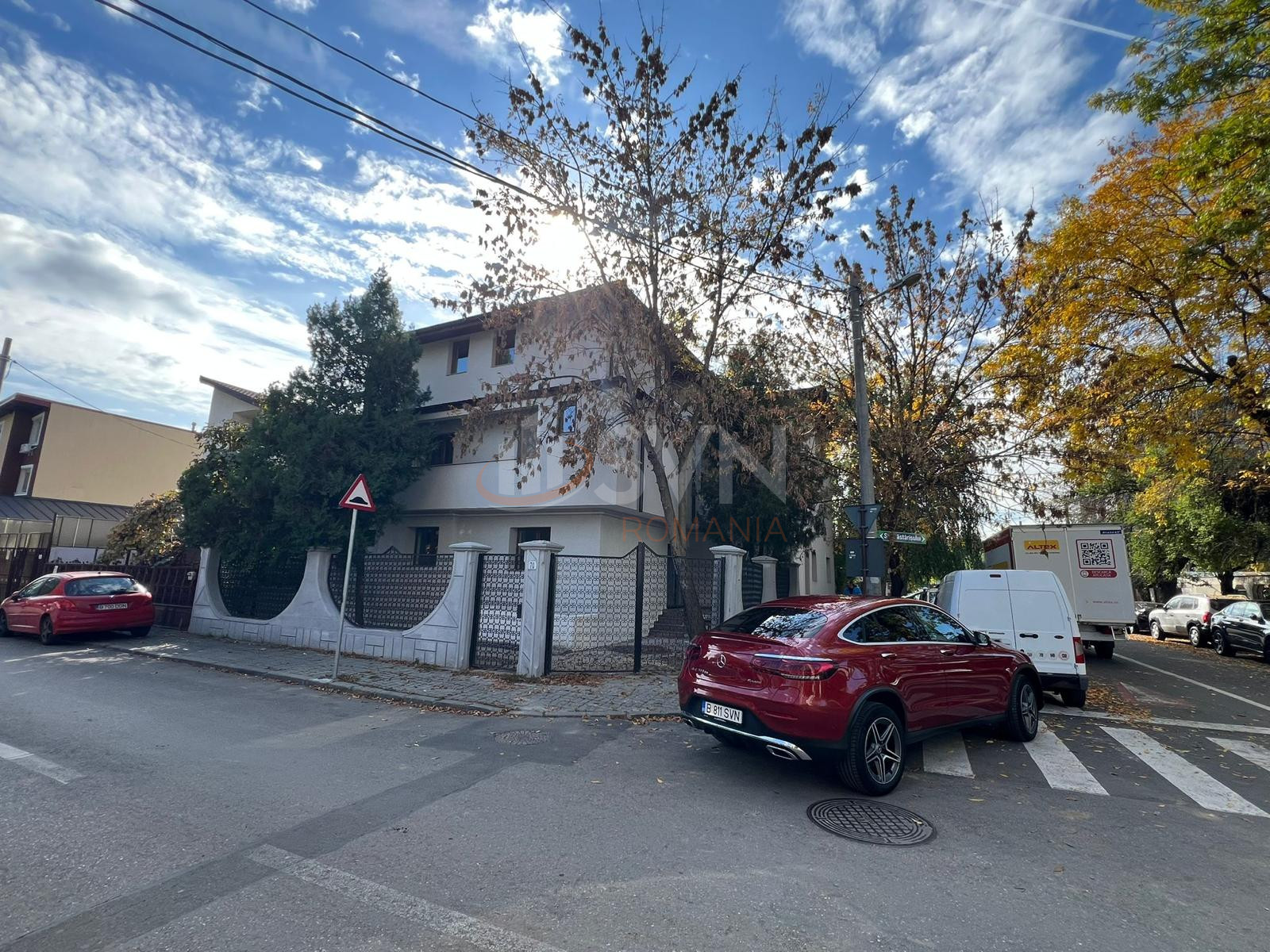 Casa, 14 camere Bucuresti/Bucurestii Noi