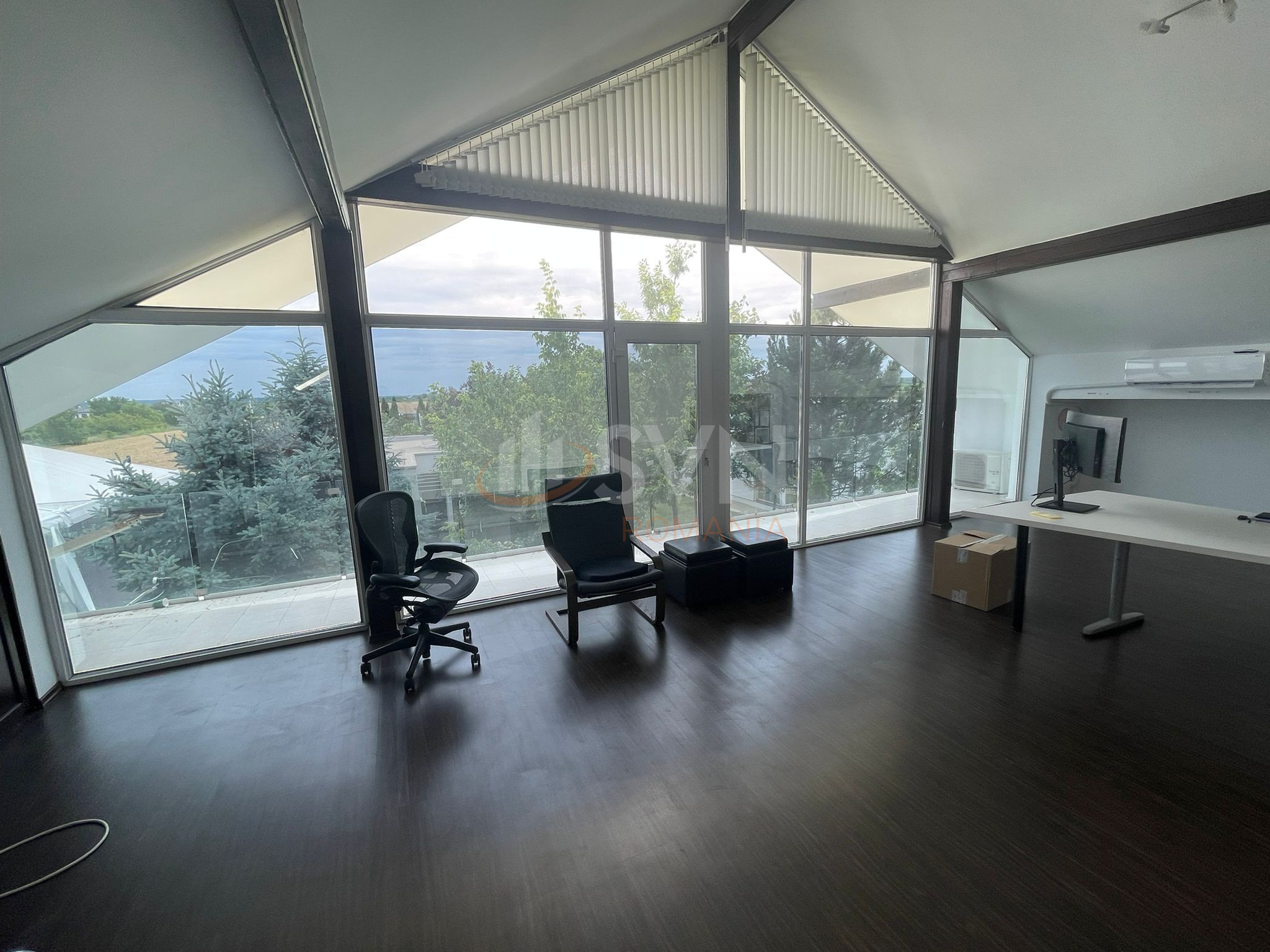 Casa, 14 camere Dambovita/Centru