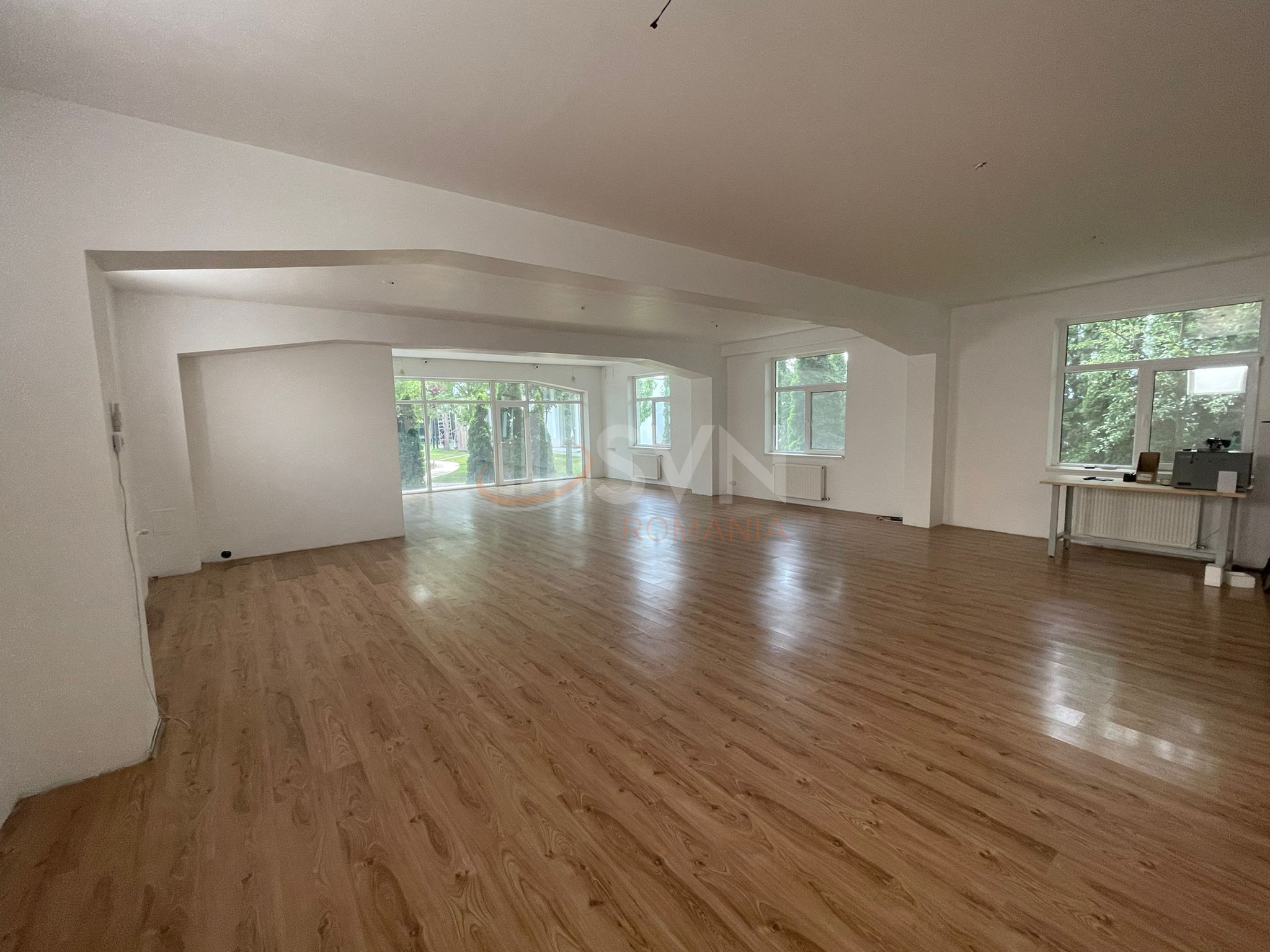 Casa, 14 camere Dambovita/Centru