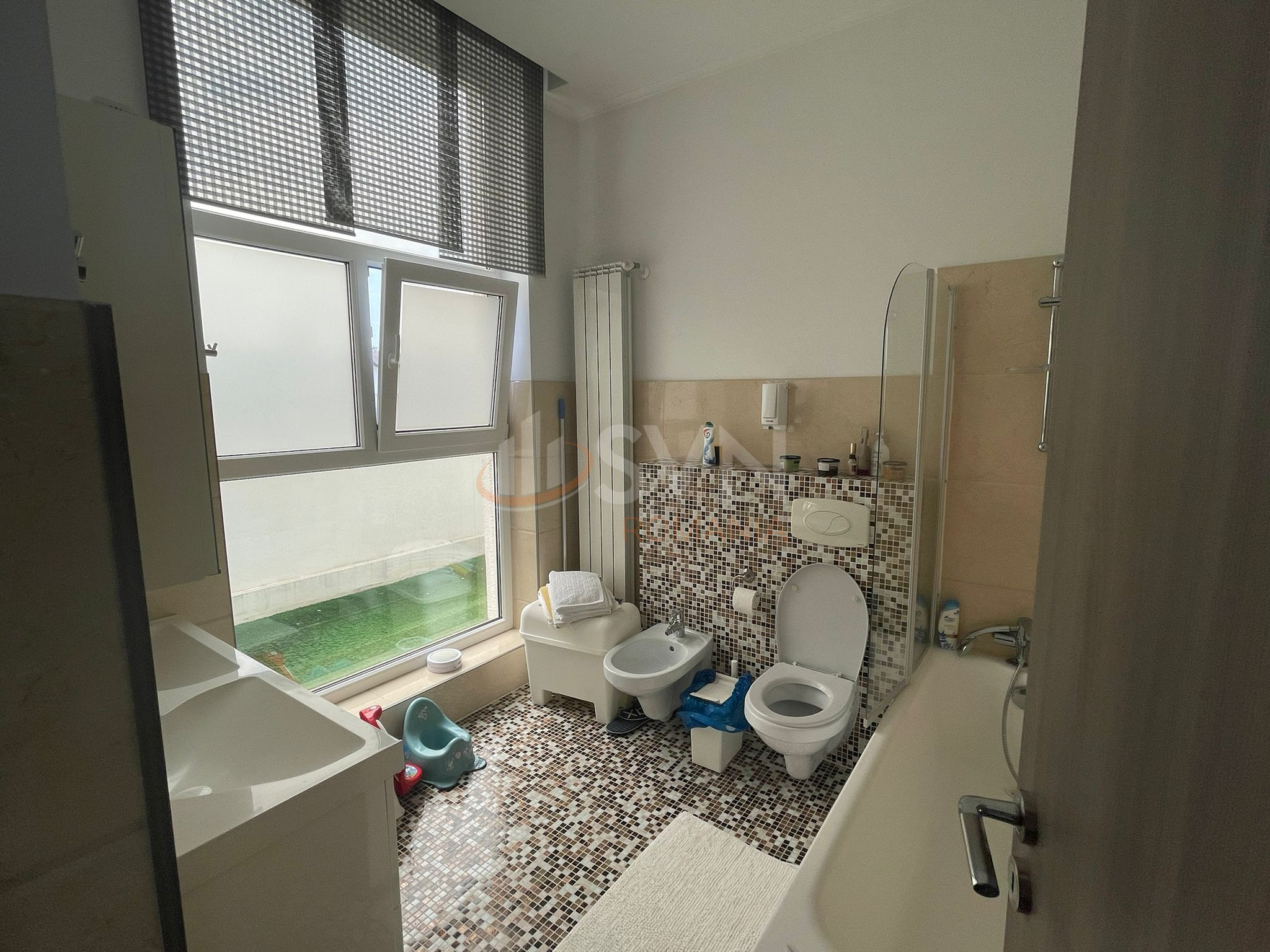 Casa, 14 camere Dambovita/Centru