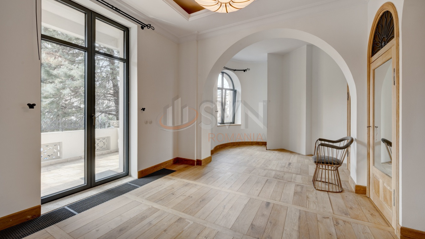 Casa, 14 camere Bucuresti/Capitale