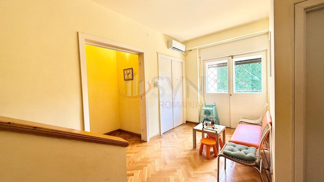 Casa, 14 camere Bucuresti/Capitale