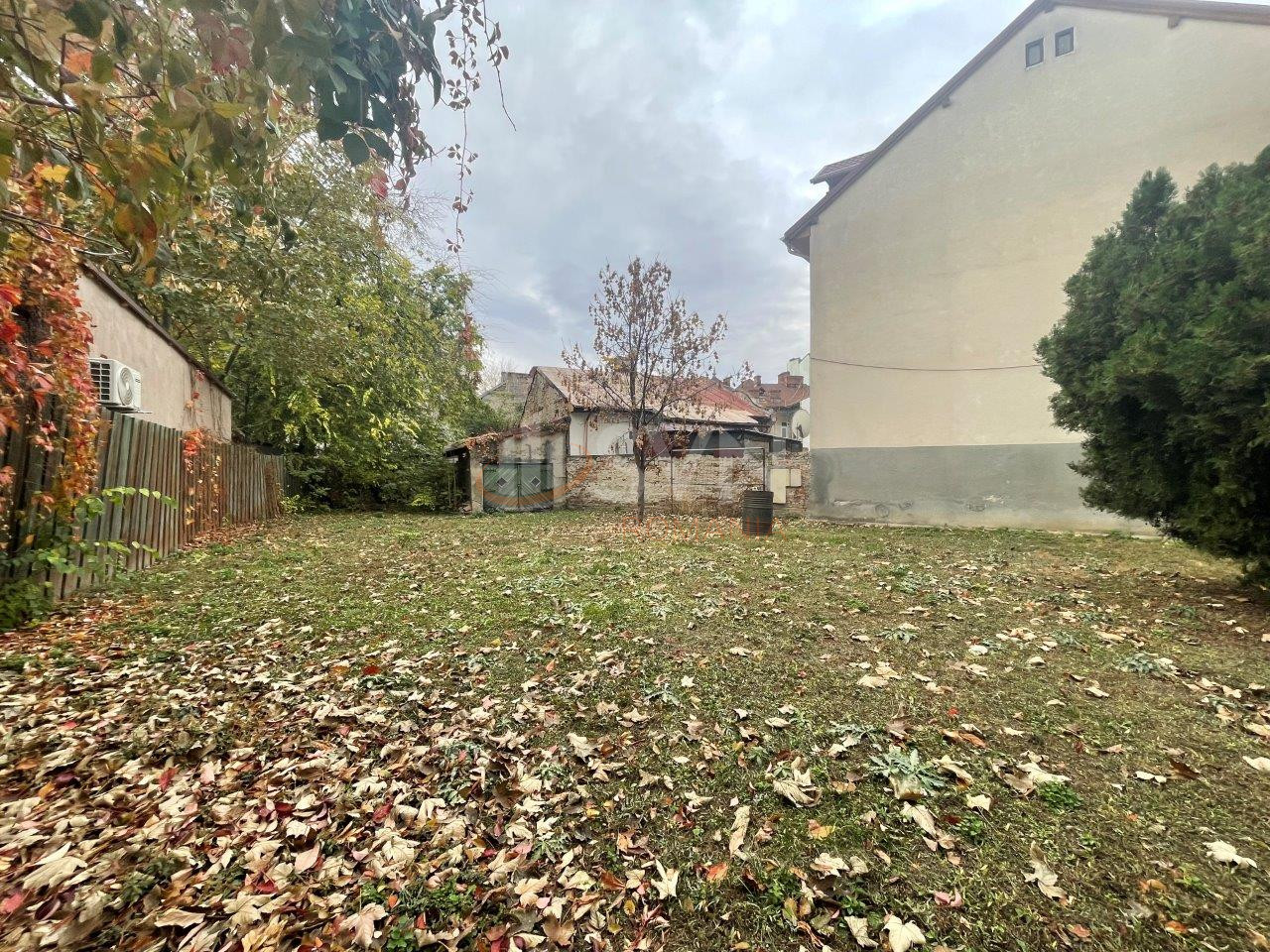 Casa, 14 camere Bucuresti/Piata Unirii (s4)