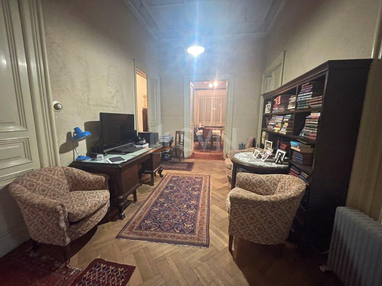 Casa, 14 camere Bucuresti/Piata Unirii (s4)