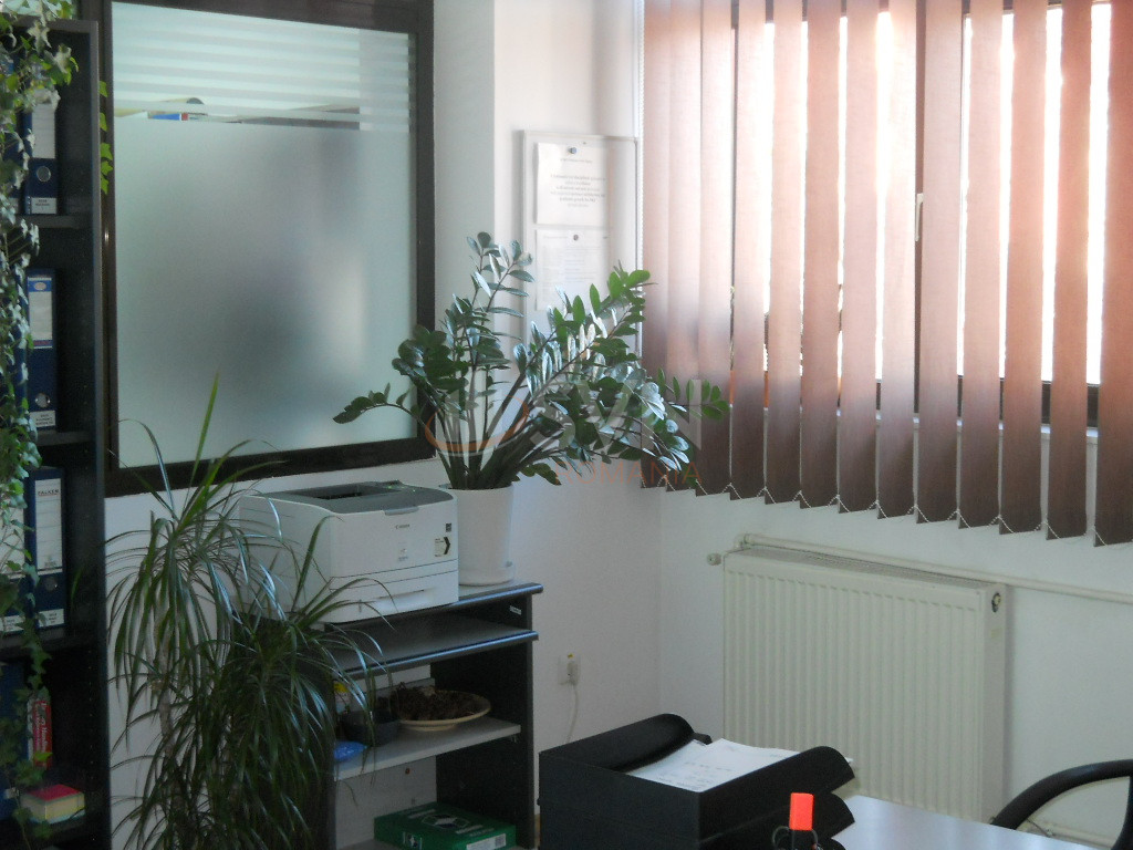 Casa, 14 camere Bucuresti/Jiului