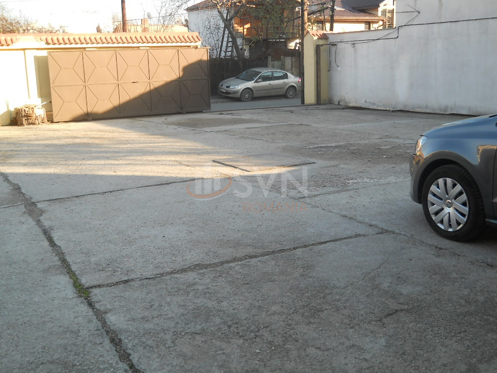 Casa, 14 camere Bucuresti/Jiului